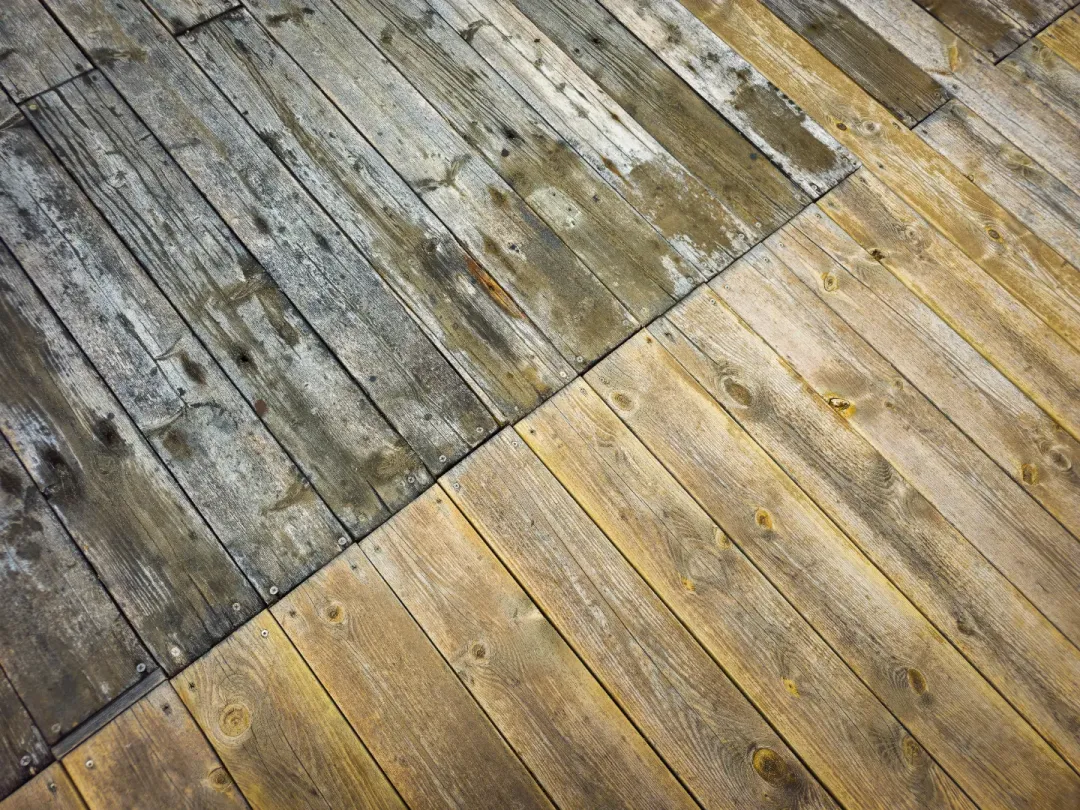 How to Clean a Wood Deck in 7 Easy Steps