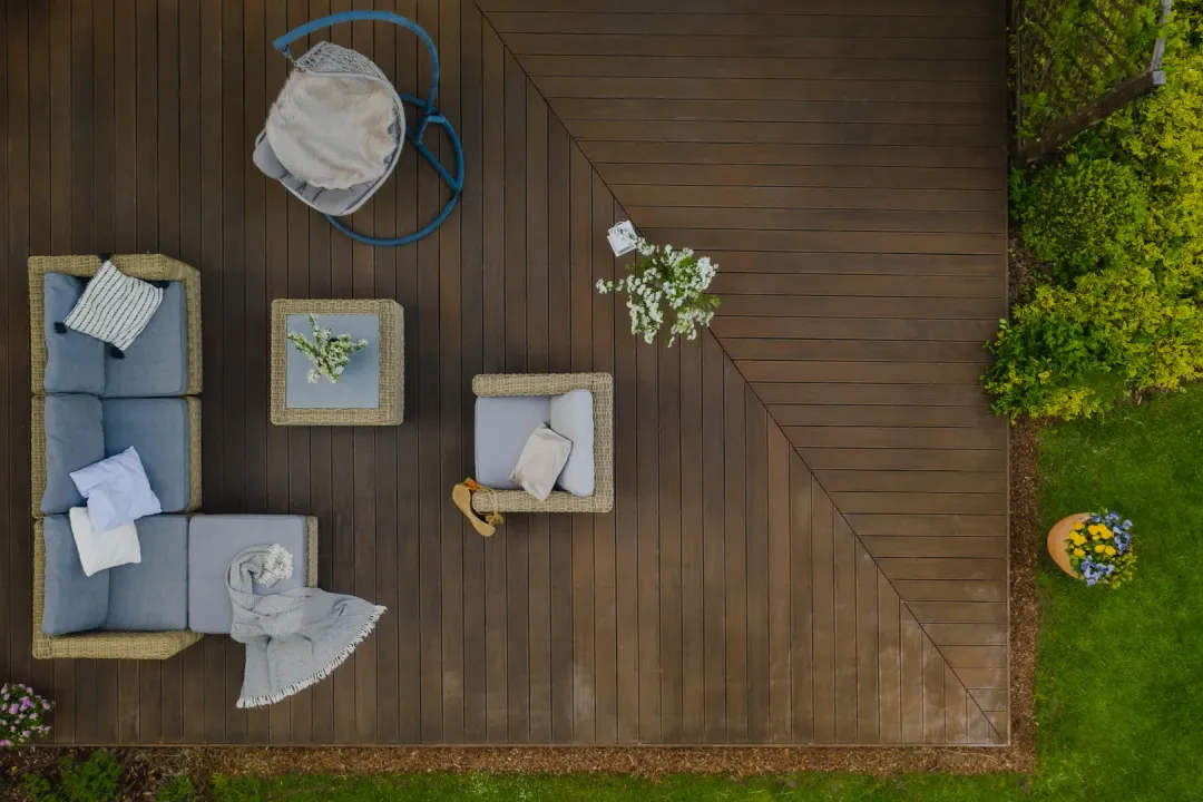 How to Clean Composite Decking