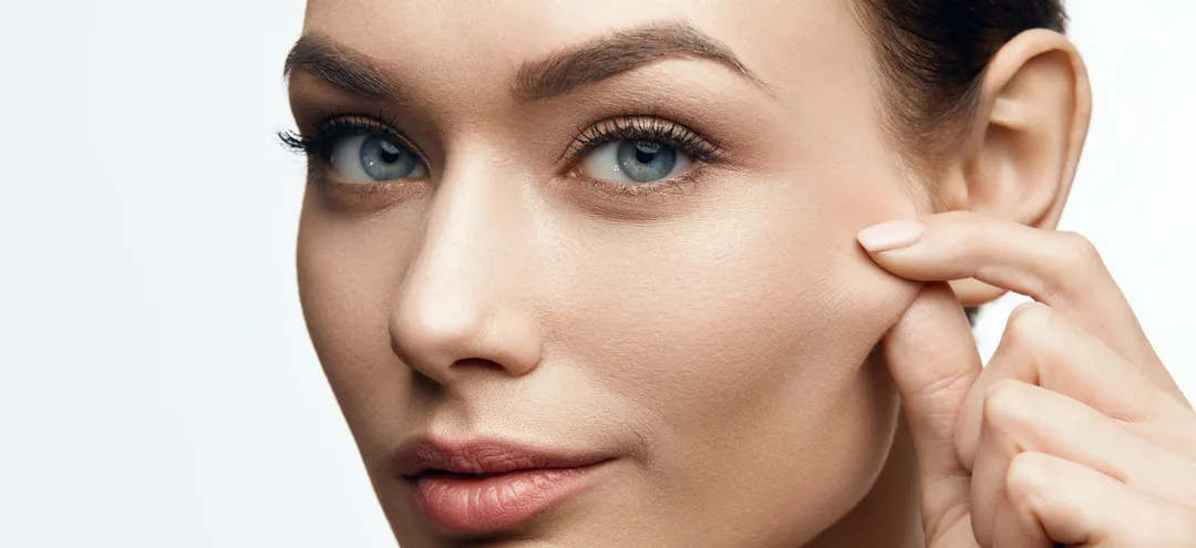What Is a Facelift? (Rhytidectomy) - Why Do People Get Facelifts? - Different Types of Facelifts - Traditional Facelift - Mini Facelift - Mid-Facelift - Thread Lift - Neck Lift -